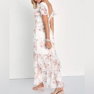 Lulus White Floral Tiered High-Low Dress size small